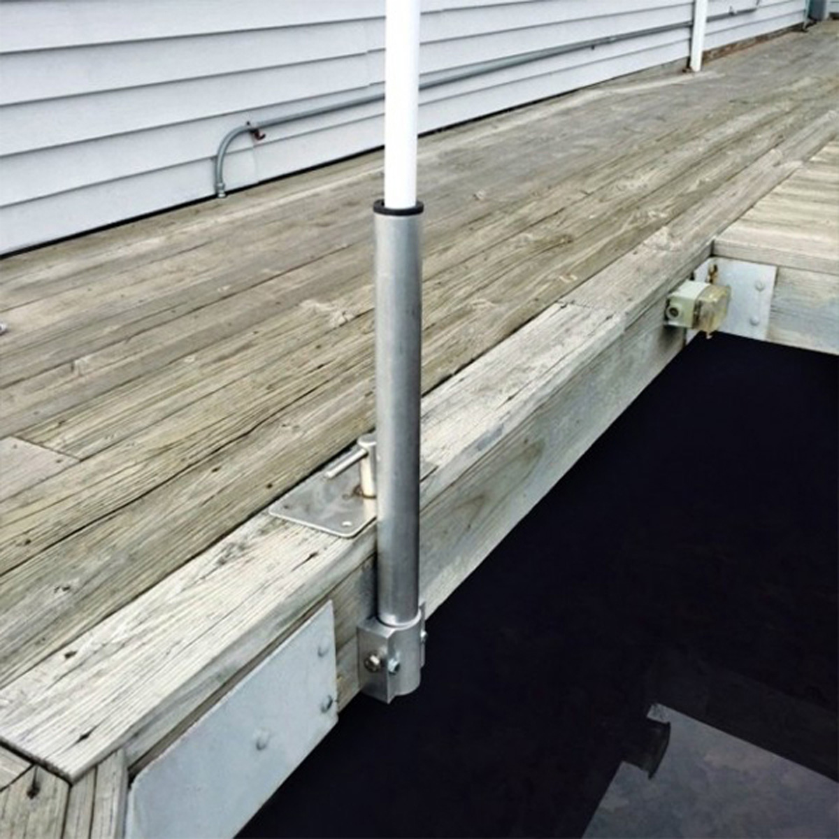 Dori Pole® Pennant Systems - Image 2